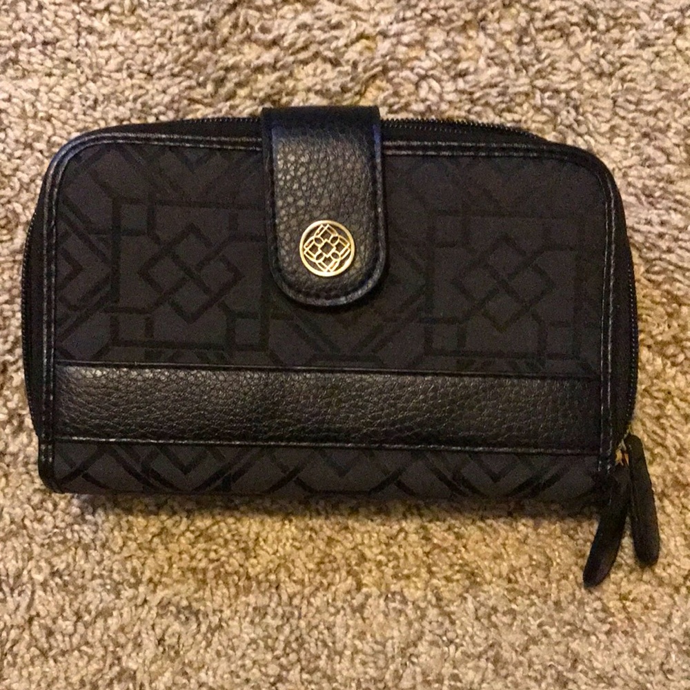 Black wallet